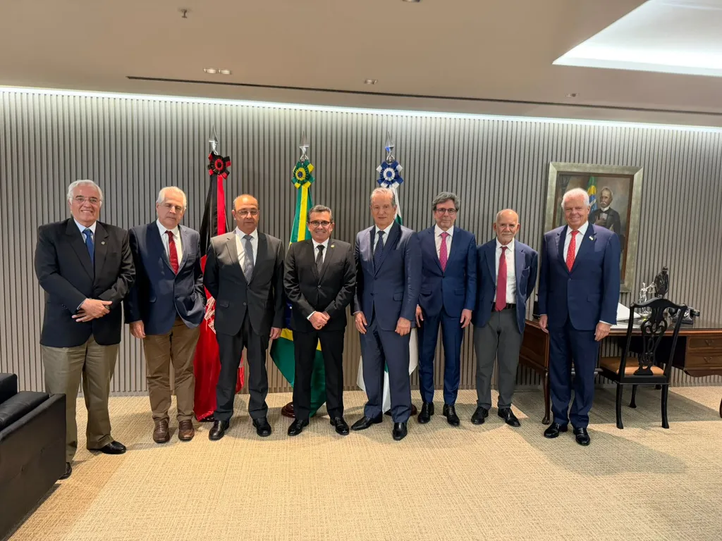 Lideranças Lideranças do transporte de passageiro em encontro com o TCU (Divulgação)
